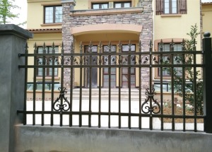 優(yōu)質(zhì)小區(qū)護(hù)欄網(wǎng)